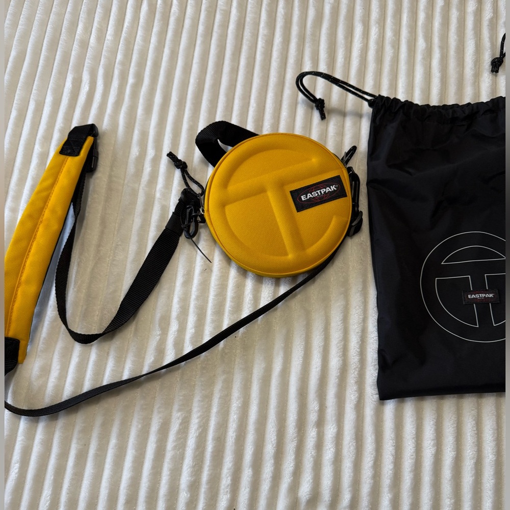 Telfar Yellow and Black Belt Bag - Picture 3 of 7